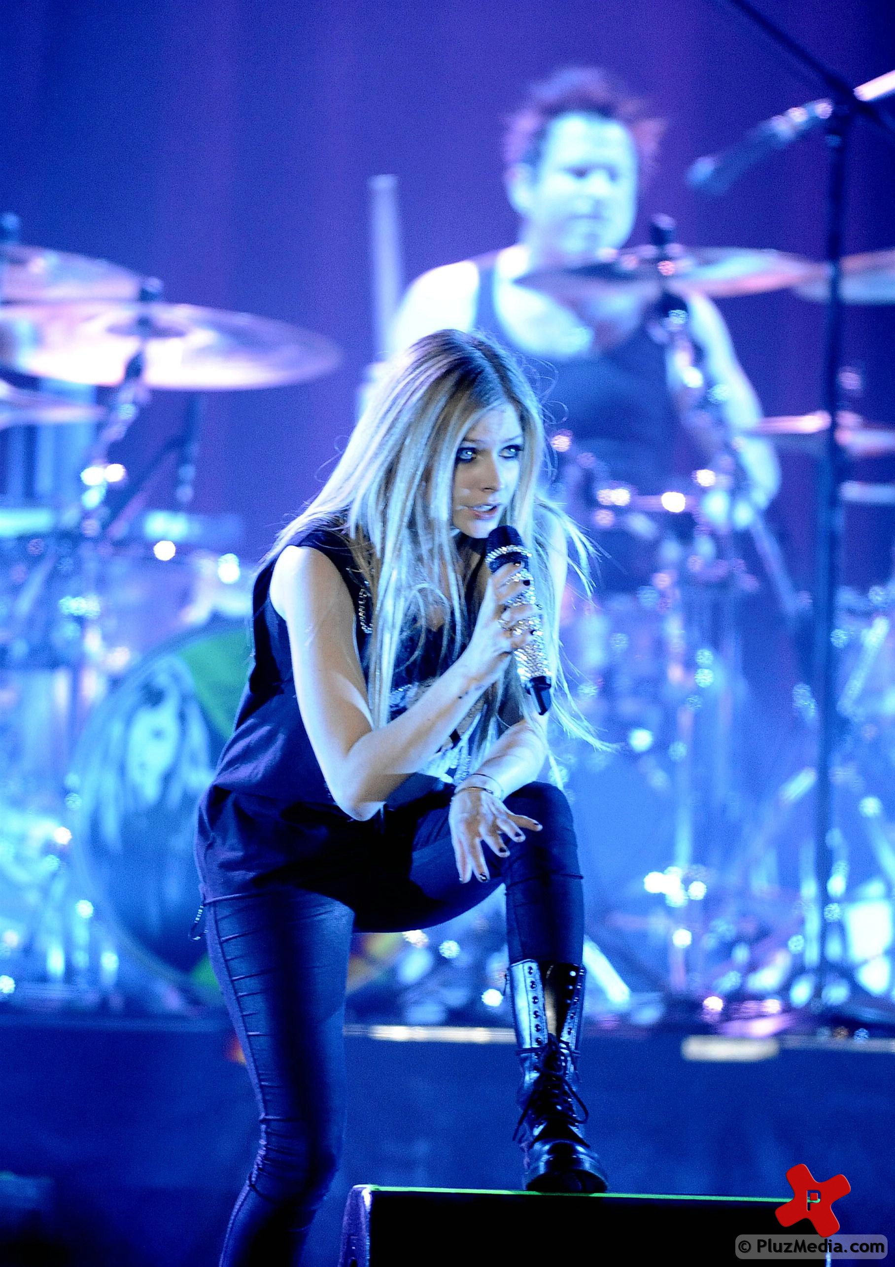 Avril Lavigne performs live during her Black Star Tour 2011 photos | Picture 75532